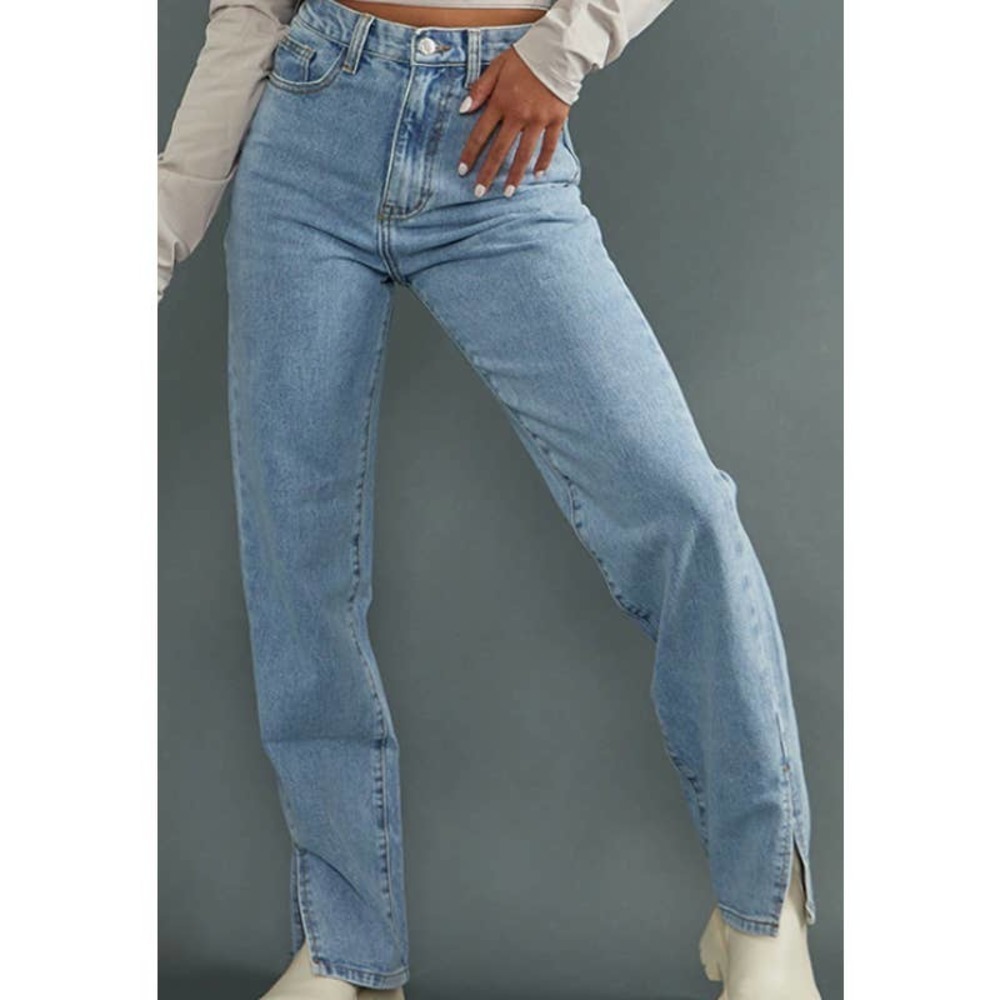 REDIAL by Pretty Little Thing Light Wash Split Hem Jeans